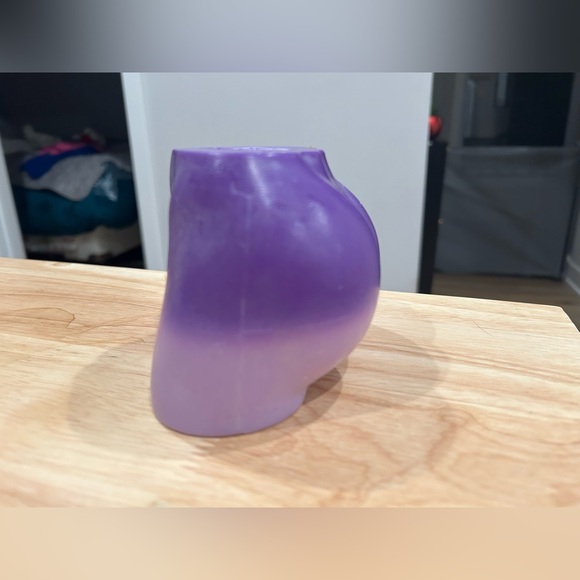 Caia Candle Le Petit Derriere Natural Candle 1.3kg - Picture 3 of 7